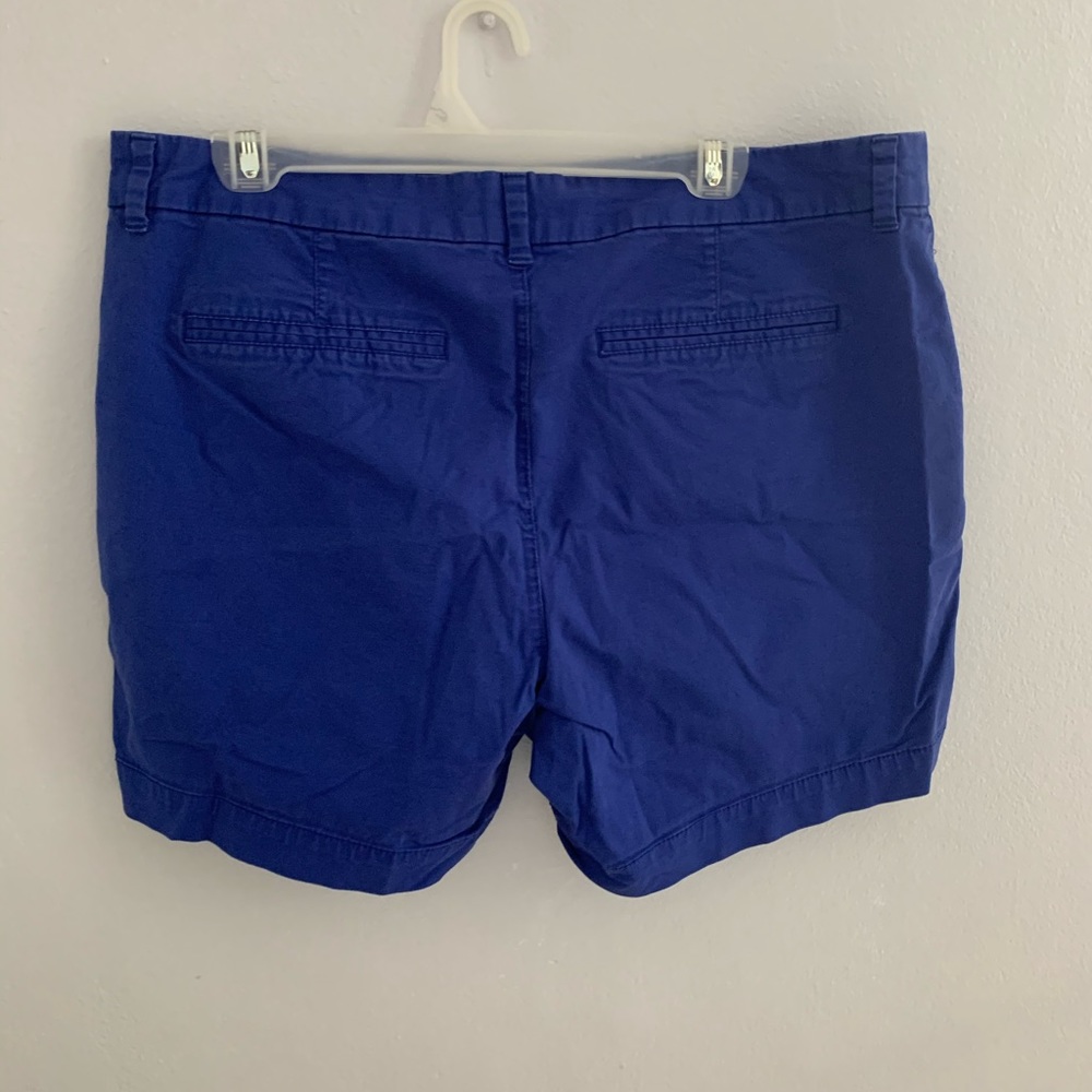 Shorts - Picture 2 of 3